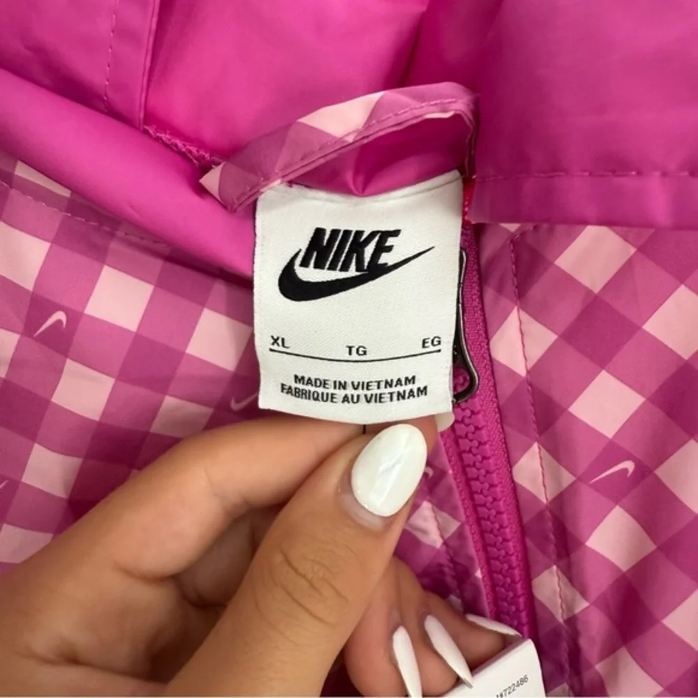 Nike women’s size
